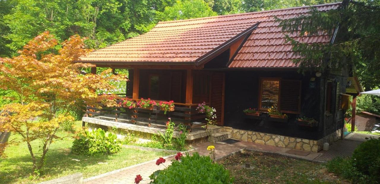 Cabin In The Woods Vukelic Stubicke Toplice المظهر الخارجي الصورة