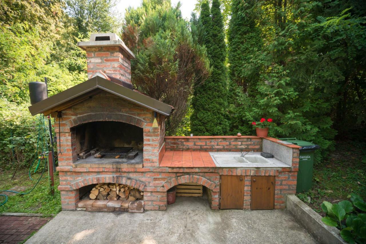 Cabin In The Woods Vukelic Stubicke Toplice المظهر الخارجي الصورة